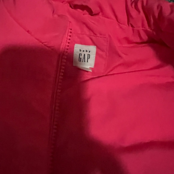 Baby Gap puff vest. Size 3 years old. Color:pink - Picture 3 of 3
